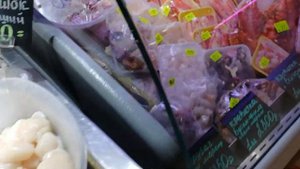 "Доступные" цены на Сахалине/морепродукты/ Южно-Сахалинск