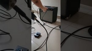 Teste para venda. Fender Frontman 25r com switchfoot Staner.