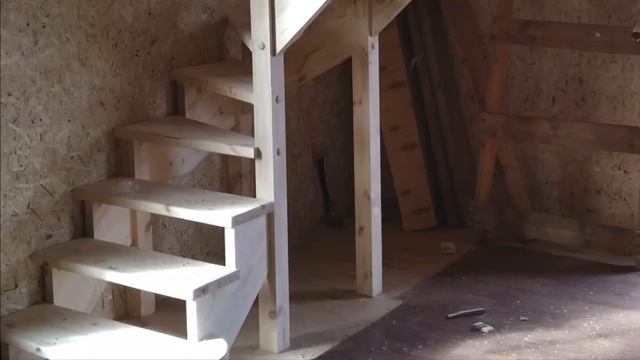 Деревянные лестницы - лестница на 90 градусов - лестница с площадкой - лестница с подступенками. смотреть онлайн