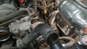 Toyota Sequoia V8 4.7L замена кронштейна вентилятора охлаждения