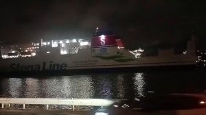 Паром уходит в северное море Stena line