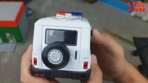 Большая ПОЛИЦЕЙСКАЯ МАШИНКА УАЗ со светом и звуком! Про машинки