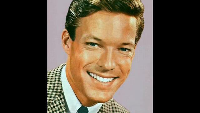 Richard Chamberlain смотреть онлайн