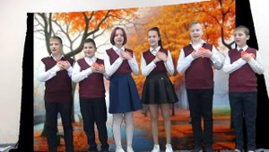 Поздравление с Днем учителя от учеников 5х классов