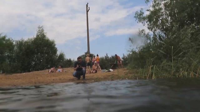 Водозащитный чехол смотреть онлайн