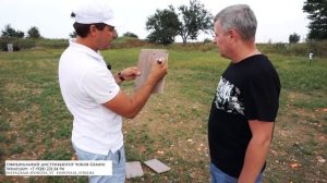 Сражение Бенелли супер спорт против МР 155