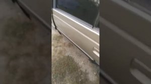 Люфт дверей Пежо 405