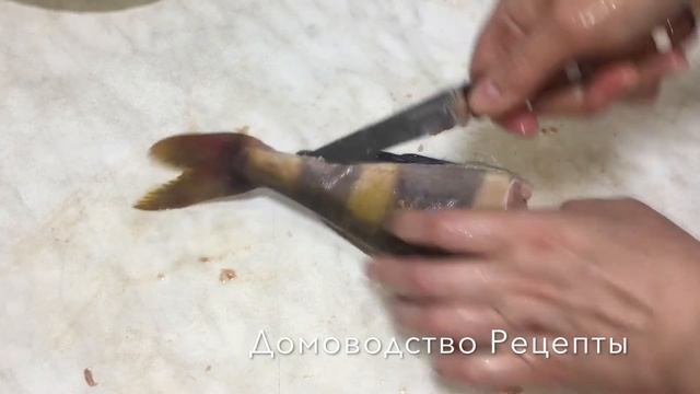 ПОЖАРИТЬ  РЫБУ только так , потому что вкусно получается