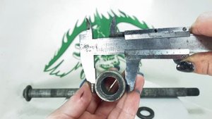 Ось заднего колеса и втулки Honda CB400SF 2002 год VTEC 2 42301-MCE-000,4213-MCE-950,42311-MCE-950