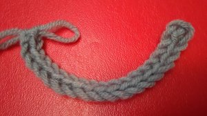 Крючок для начинающих. Урок 2. Полустолбики.