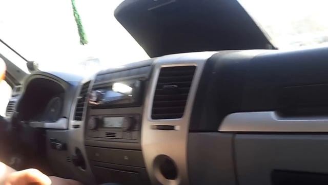 Водитель маршрутки за сделанное пассажиркой законное замечание выгоняет ее из автобуса смотреть онлайн