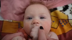 влог: НОЧЬ С ДОЧКАМИ В ВАННОЙ! КУПАЕМ МАРУСЮ И ТАЮ