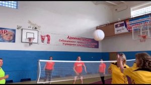 Японский мини-волейбол.