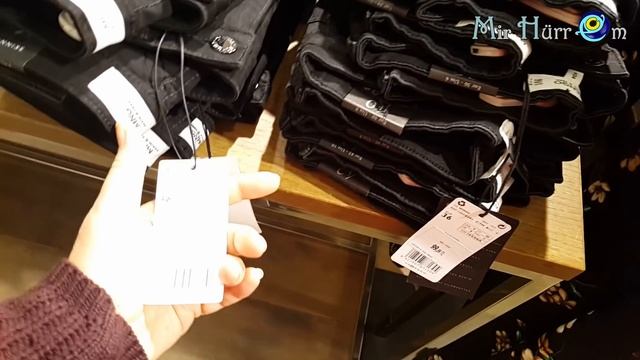 Прогулка вместо учебы : Ливень бабулька-красотулька и музыка. Mango - ценакачество.