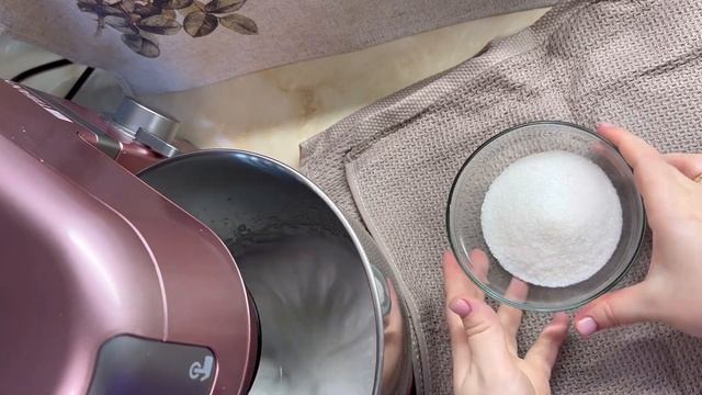Из одного стакана апельсинового сока получается много воздушного ЗЕФИРА