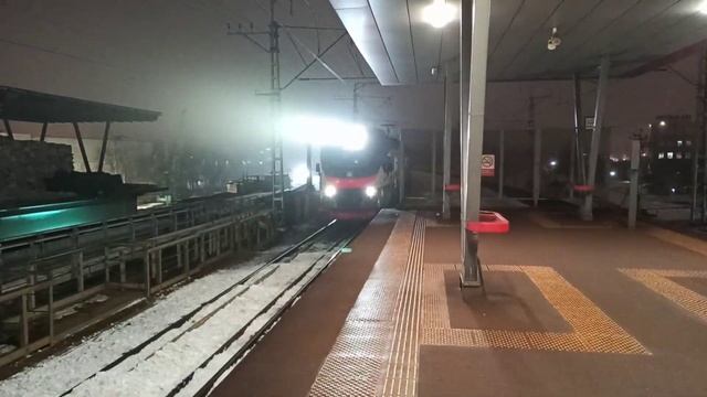 Москва сильный туман. РЖД ЦППК. ЭП2д Савелово-Кубинка 1 смотреть онлайн