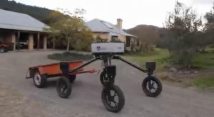 Робот который пасет скот на австралийских ранчо