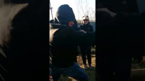 Надо мной издеваются