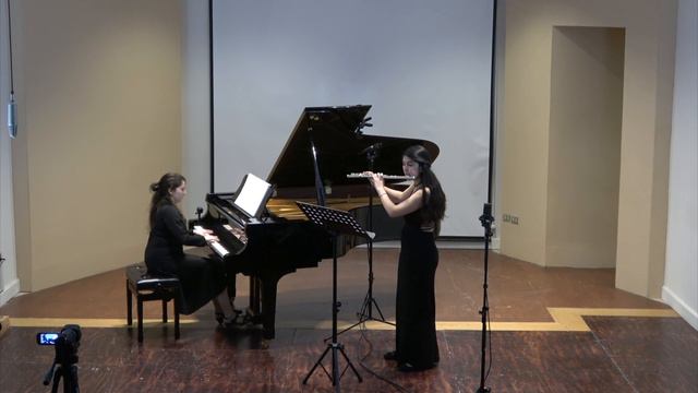 Nino García Sonatita 1er mov EDMCHC смотреть онлайн