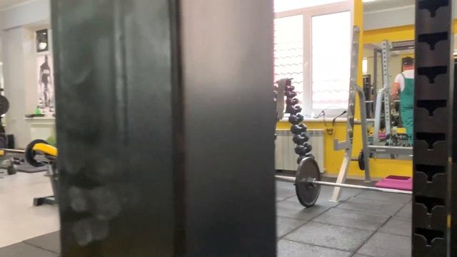 Мастер Спорта Притворился УБОРЩИКОМ НОВИЧКОМ в ЗАЛЕ |JYM PRANK