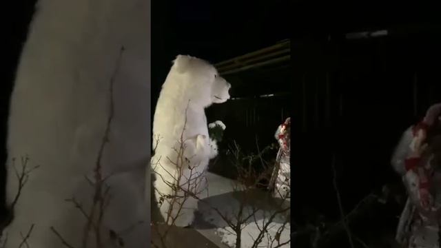 НЕОЖИДАННЫЙ СЮРПРИЗ ДЛЯ ИМЕНИННИЦЫ! Поздравление от белого медведя.