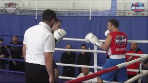 Поединок Константина Арапова и Руслана Бехтера. Третий турнир "Лиги бокса" Волгограда