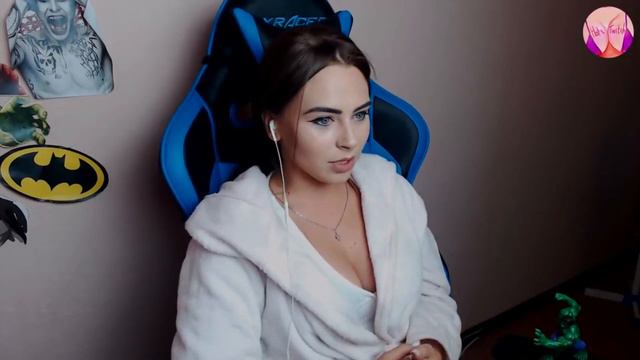 Самое пошлое Twitch /жопы стримерш /Стримерша спалила жопу