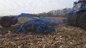 Демонстрация Lemken Рубин 10/600 KUA в Курской обл., Глушковский р-н, село Кульбаки