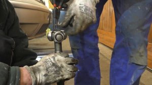 Пинает АКПП при переключении Ford Mondeo III Такого.. я ещё не встречал