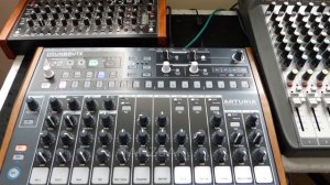 Arturia Drumbrute VS MFB Tanzbar