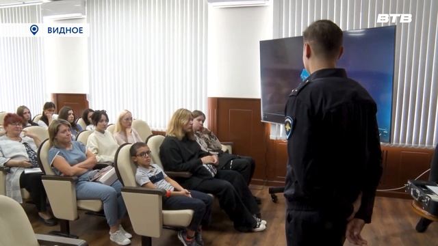 РАБОТАТЬ В ПОЛИЦИИ