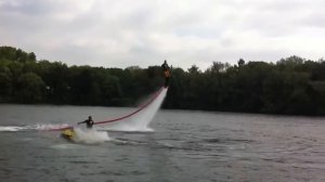 Flyboard demo h2flow