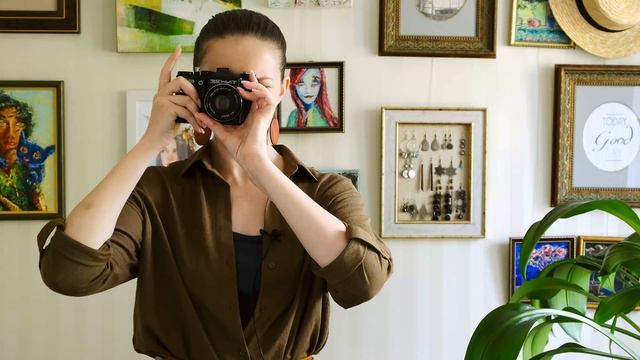 Плёночный фотоаппарат. Вставляем пленку, настраиваем, снимаем!