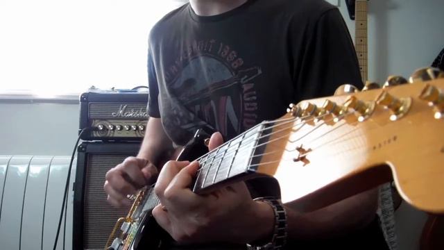 Fender Stratocaster Crafted in Japan RI '62 смотреть онлайн