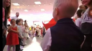 Милана да да да улетаем туда