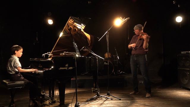 G minor Bach (Arr. Luo Ni) for whistling, violin & piano, adapted & performed by the Kaminetsky Duo смотреть онлайн