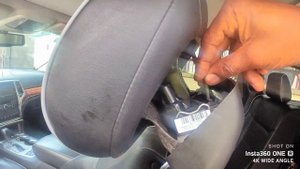 How to Fix Jeep grand Cherokee 2013 Overland (WK2) Head Rest and Removal.