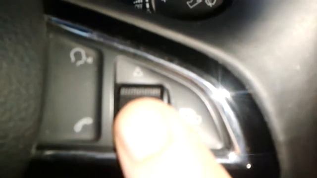 Skoda Yeti (Шкода Йети): Как пользоваться бортовым компьютером в машине?