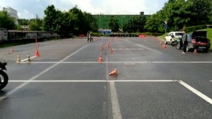 Курс Мотоджимханы. Агрессивное руление на змейке 4 метра