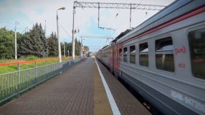 ЭД4М-0472 сигналами пролетает платформу Ленинская.