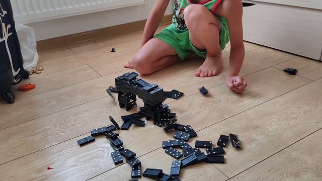 Супер мост с подъёмом наверх из ДОМИНО!!! смотреть онлайн