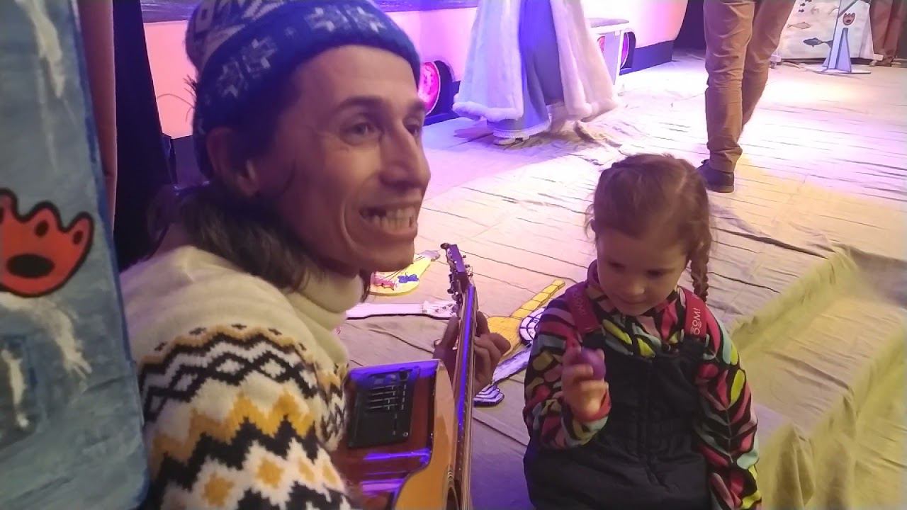Пермский театр "Туки-луки" "Полосатый рейс". Алексей Турпанов песенка "Курочка ряба"
