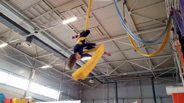 Aerial silks ܟ обрыв с раскруткой, ep.7 | my aerial diary. воздушные полотна смотреть онлайн