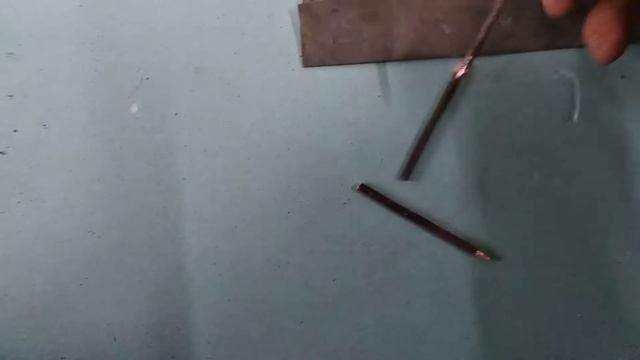 Изготавливаю тонкое жало на паяльник 25 ватт. смотреть онлайн