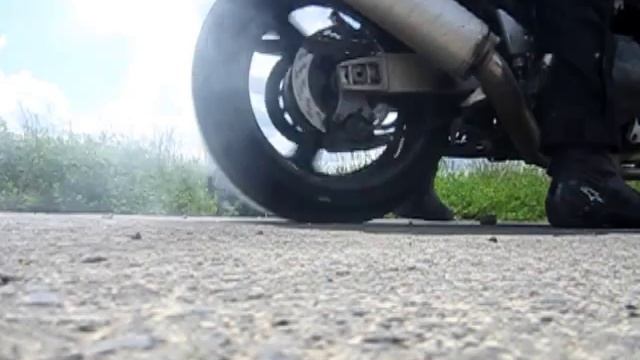 Canon Digital Ixus 115 HS -  slow motion - burnout bandit 1200 s.wmv смотреть онлайн