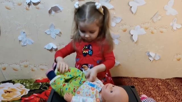 Как научить ребёнка одеваться самостоятельно, с помощью куклы. Учимся, играя! Пупс Лёха.)) смотреть онлайн