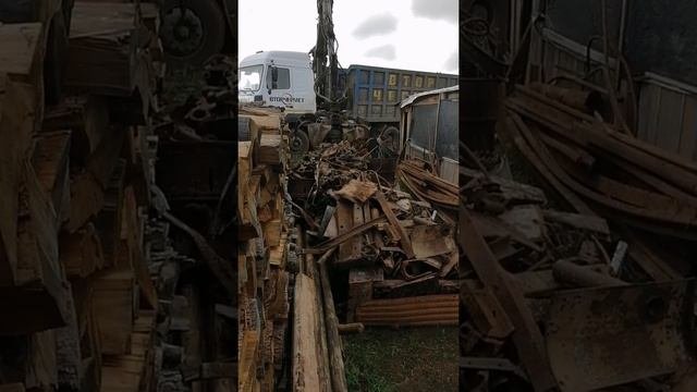 Ломовоз, сдаём металлолом. Вторчермет.