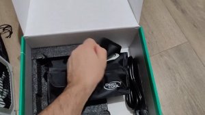 Распаковка блока питания Deepcool DQ750 WH