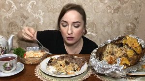 MUKBANG Гусь фаршированный рисом с черносливом и курагой под апельсиновой шубкой, капустный салат
