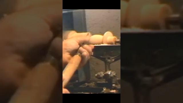 Точу куклу копилку из дерева для подарка. #Shorts смотреть онлайн